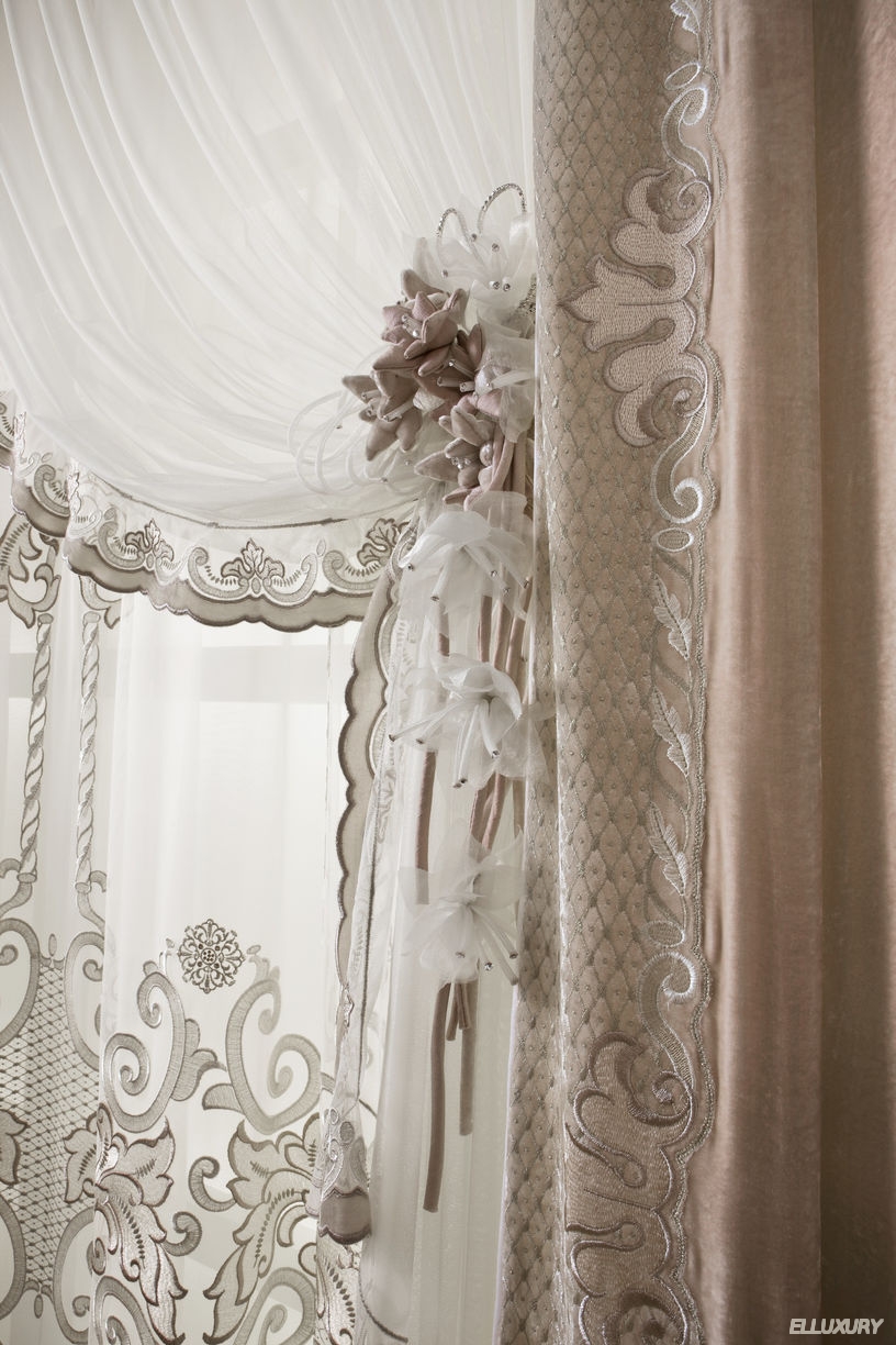 Итальянские шторы для спальни Ma-Dame tenda Chicca Orlando со Сваровски купить в Москве