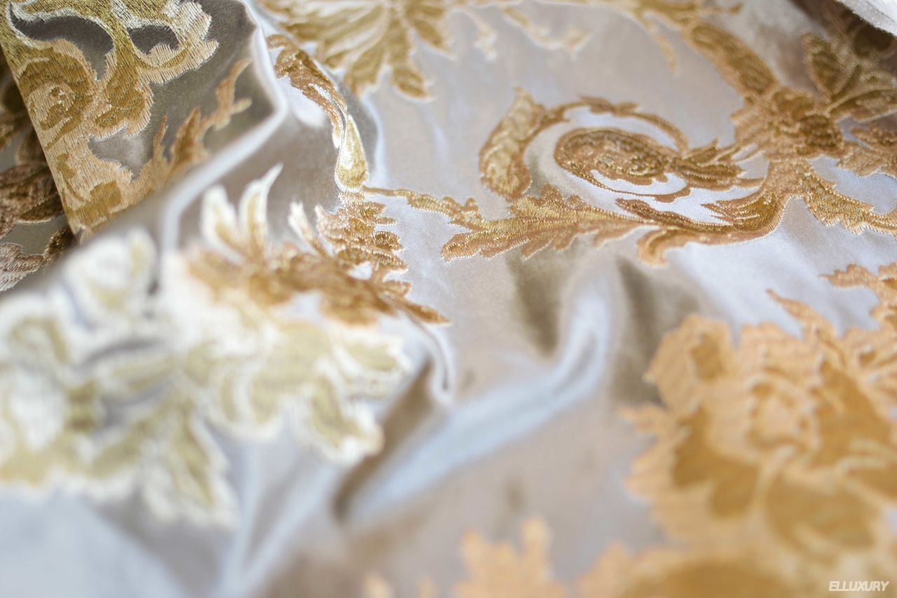 Золотая вышивка на шторах
