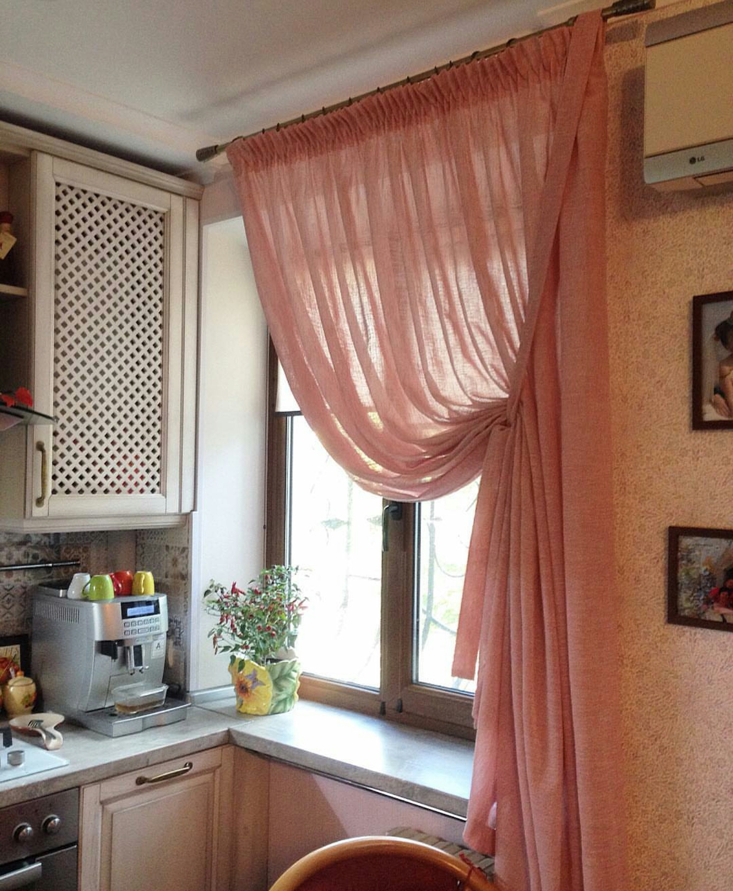 Легкие шторы на кухню заказать в Москве elluxury.ru
